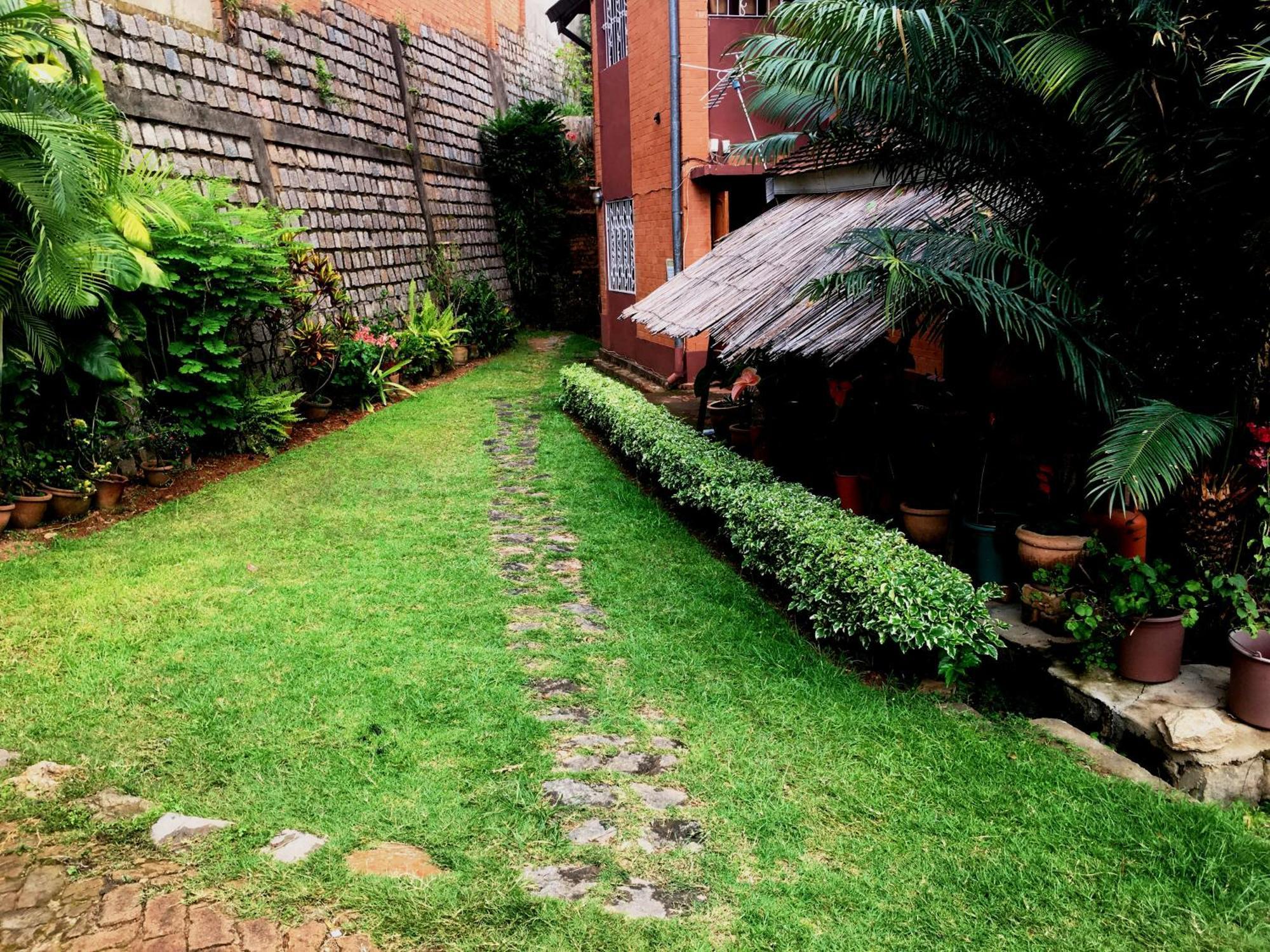 Le Fumoir Guest House Familiale Antananarivo Ngoại thất bức ảnh